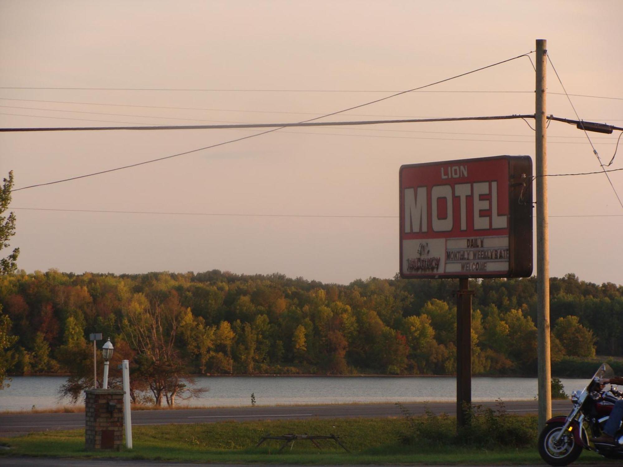 Lion Motel Long Sault Exterior foto